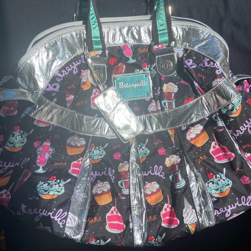 BETSEYVILLE by Betsey Johnson Sweet Treats Bag 2008